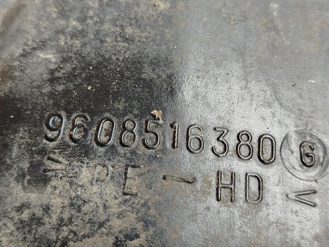 Горловина топливного бака U3SZNX Peugeot 106 - Фото 7