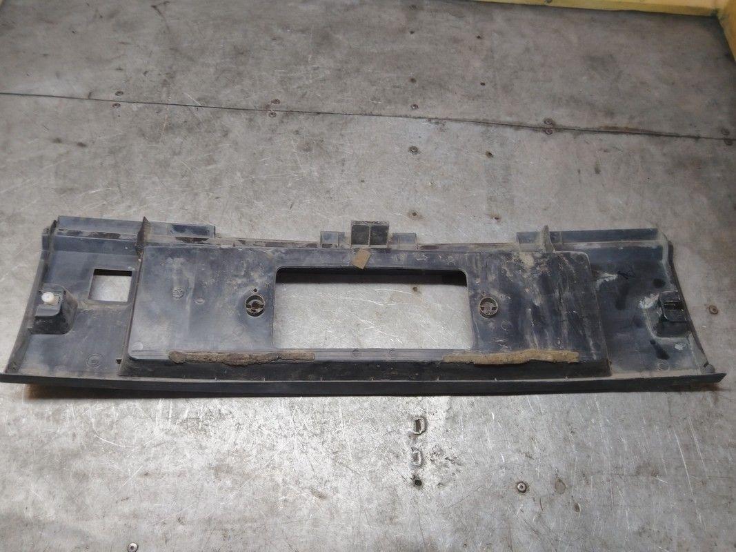 Бленда OG0MAZ Volkswagen Passat - Фото 4