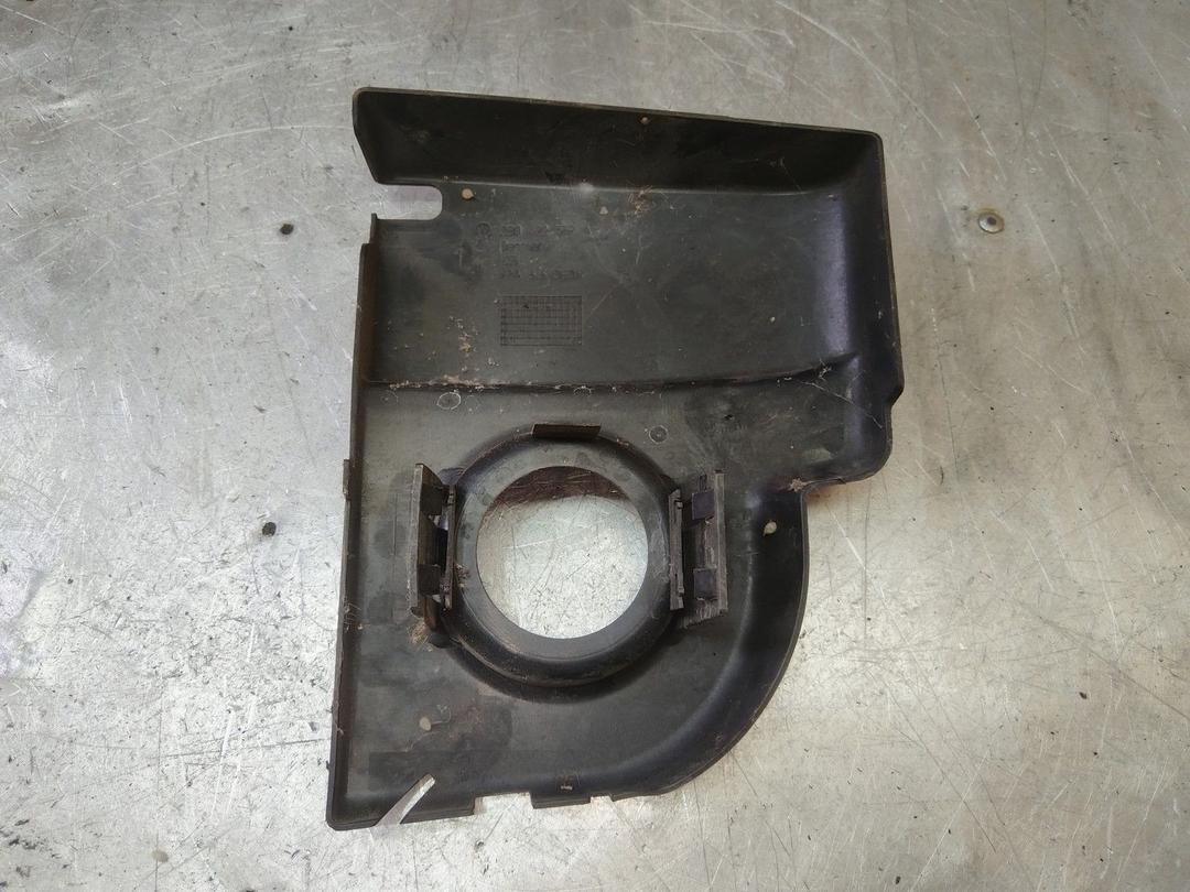 Пластик моторного отсека KQBCIQ Volkswagen Passat - Фото 2