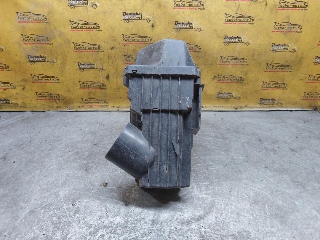 Корпус воздушного фильтра 9NKCJR Peugeot 407 купить в магазине запчастей бу