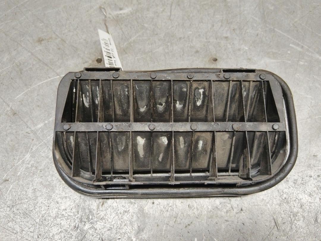 Решетка вентиляции кузова E8KVPV Volkswagen Sharan - Фото 2