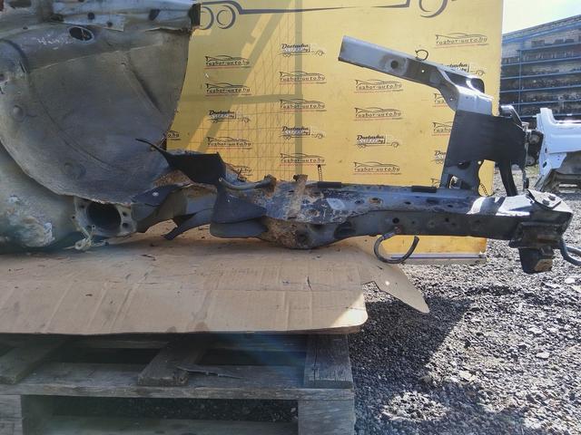 Лонжерон правый 2DDCLE Audi 100 купить на авторазборке