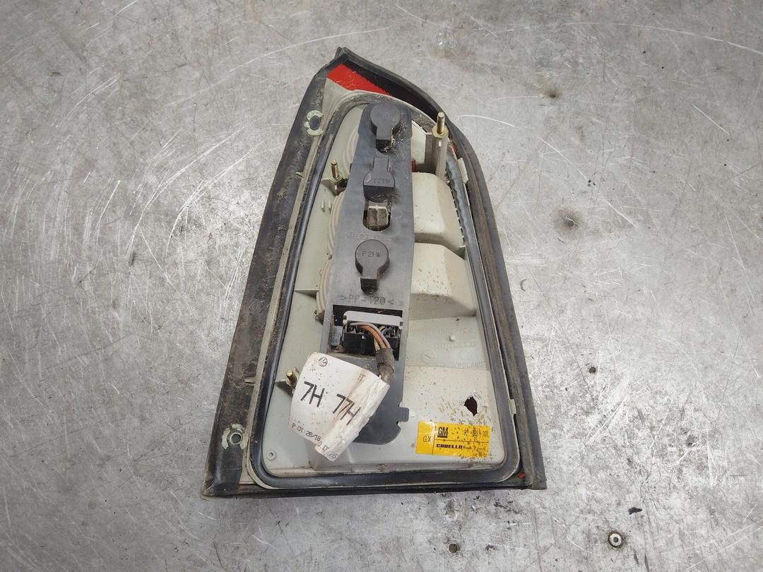 Фонарь задний правый 3N4GTC Opel Vectra купить