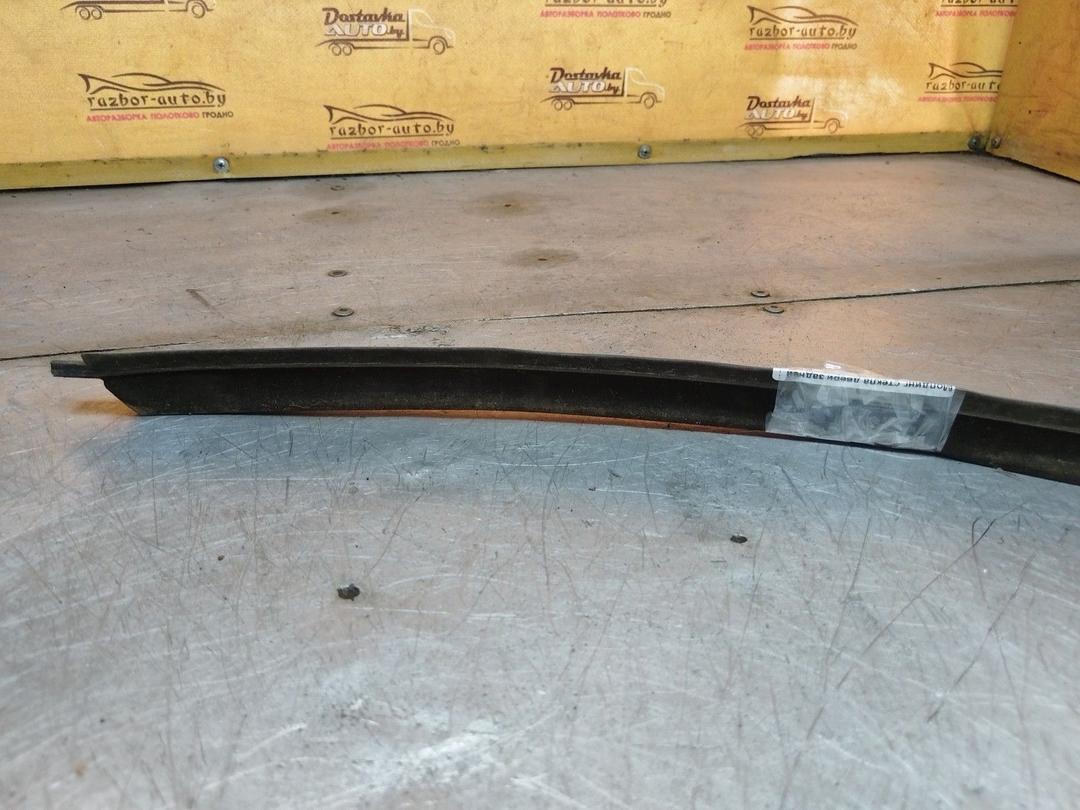 Молдинг стекла двери задней левой наружный 924BNJ Citroen Xsara Picasso купить с доставкой