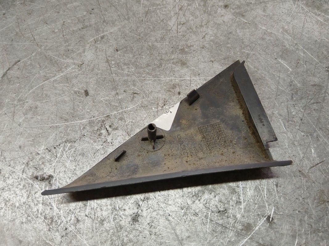 Накладка двери задней левой U75C09 Volvo V40 купить