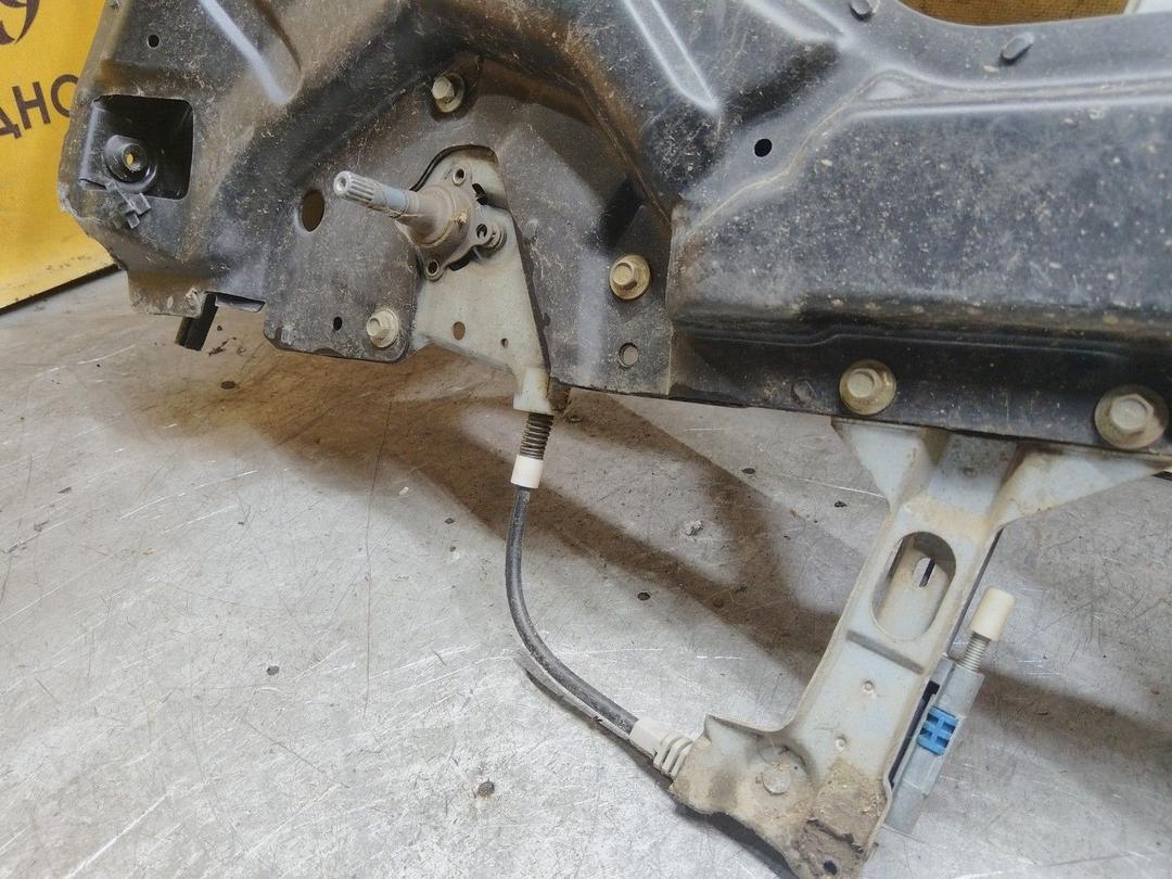 Стеклоподъемник передний правый 5OE1T4 Audi 100 купить в магазине запчастей бу