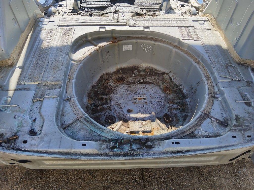 Ниша запасного колеса IGGNKP Ford Focus - Фото 1