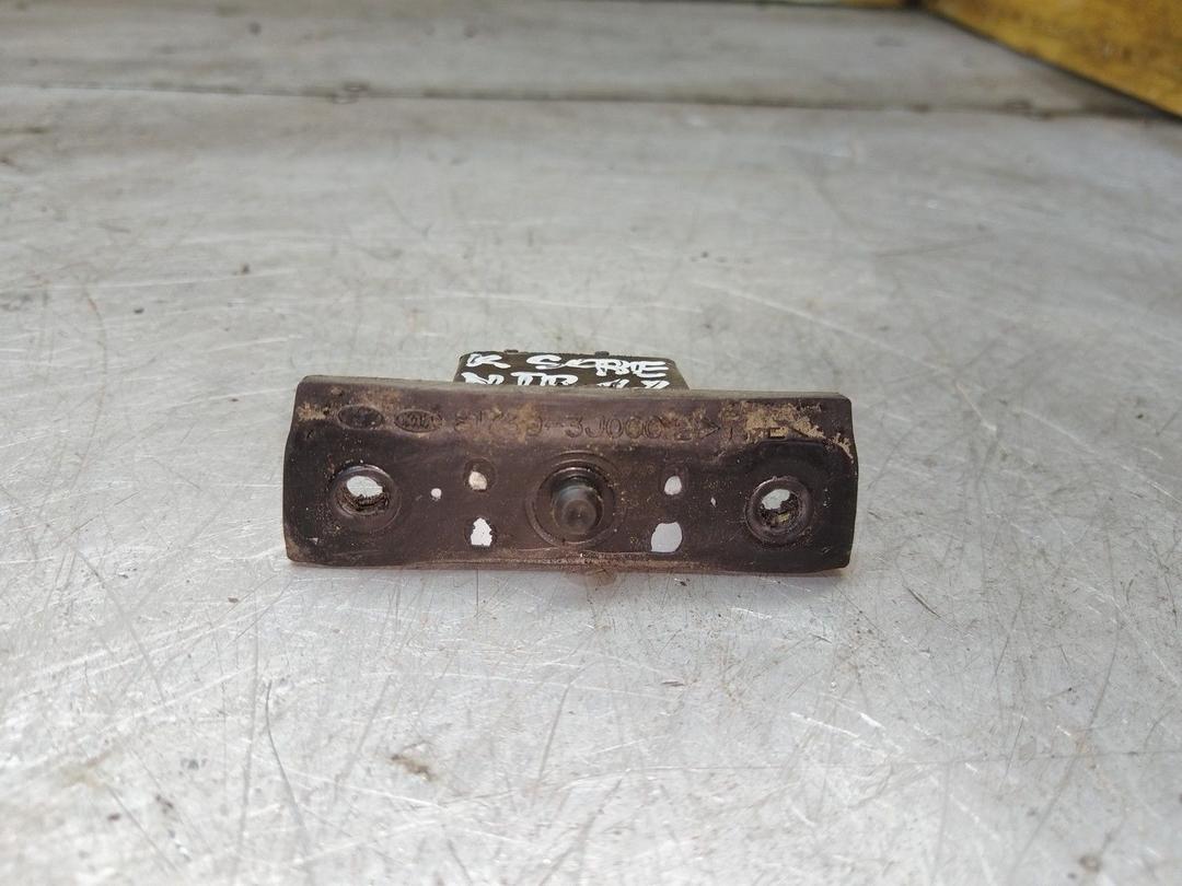 Отбойник крышки багажника BZO1NR Kia Sorento - Фото 1