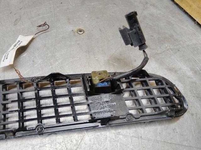 Решетка капота E57NQA BMW 3 E46 купить в магазине запчастей бу