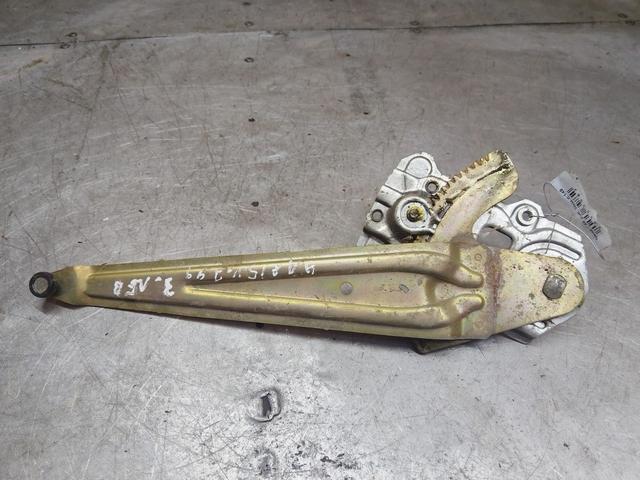 Стеклоподъемник задний левый PV2W2E Toyota Yaris Verso