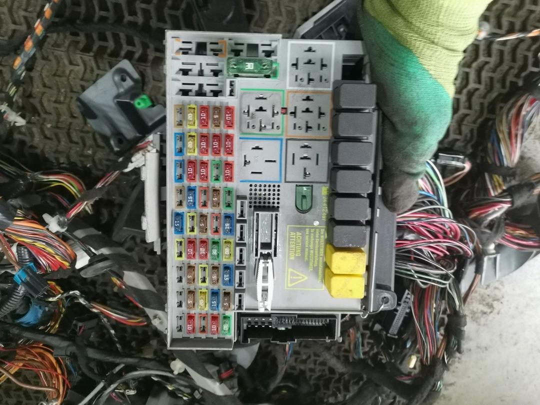 Проводка салона U4I0HE Opel Zafira - Фото 2