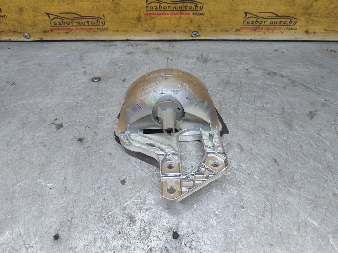 Стоп-сигнал 07Z3KZ Toyota Avensis купить в магазине запчастей бу