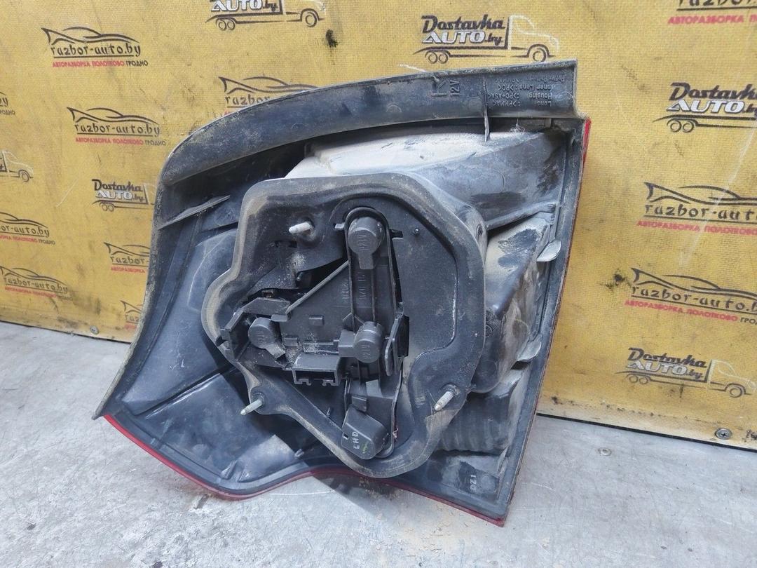 Фонарь задний правый UPGKKM Toyota Corolla купить с доставкой