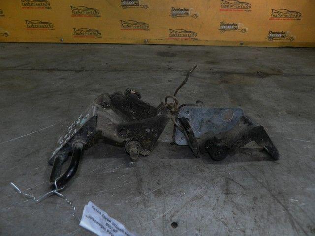 Петля двери задней левой 6301S7 Volkswagen Passat купить