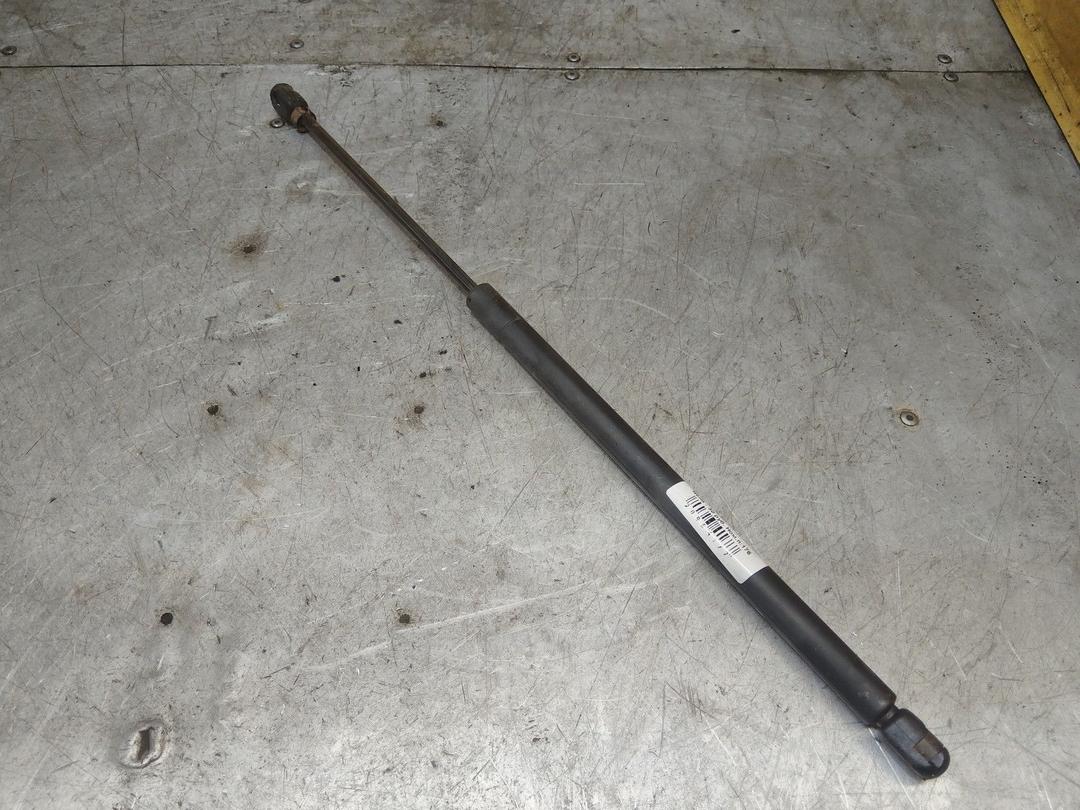 Амортизатор крышки багажника (3-5 двери) QV8WGP Peugeot 406 - Фото 1