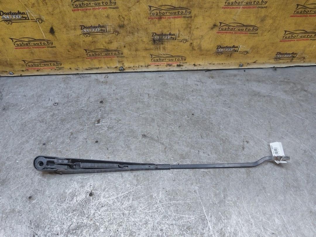 Щеткодержатель (поводок стеклоочистителя, дворник) 03L68F Ford Escort купить в магазине запчастей бу