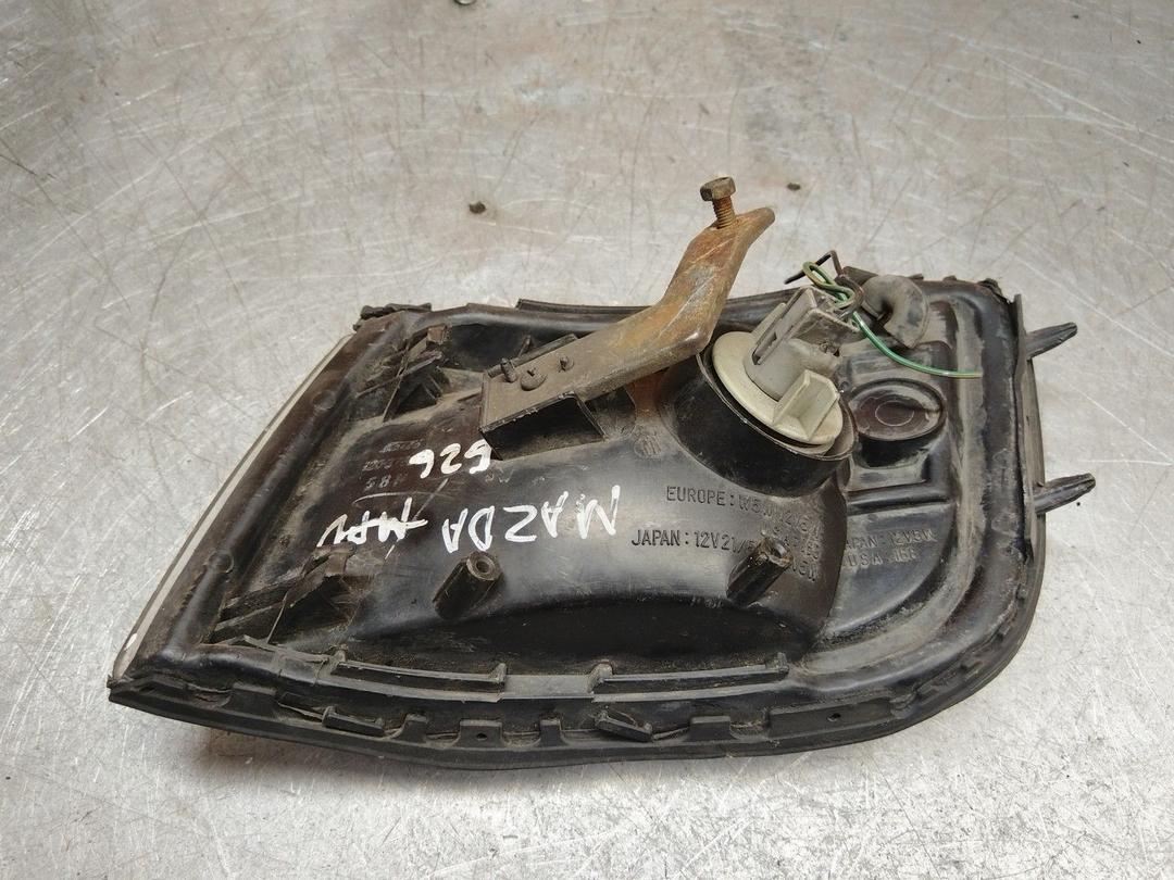 Поворотник правый Y4J7OK Mitsubishi Space Wagon купить