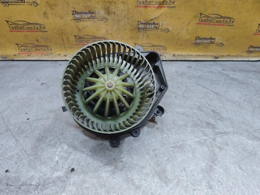 Моторчик печки PGKMGR Volkswagen Passat купить