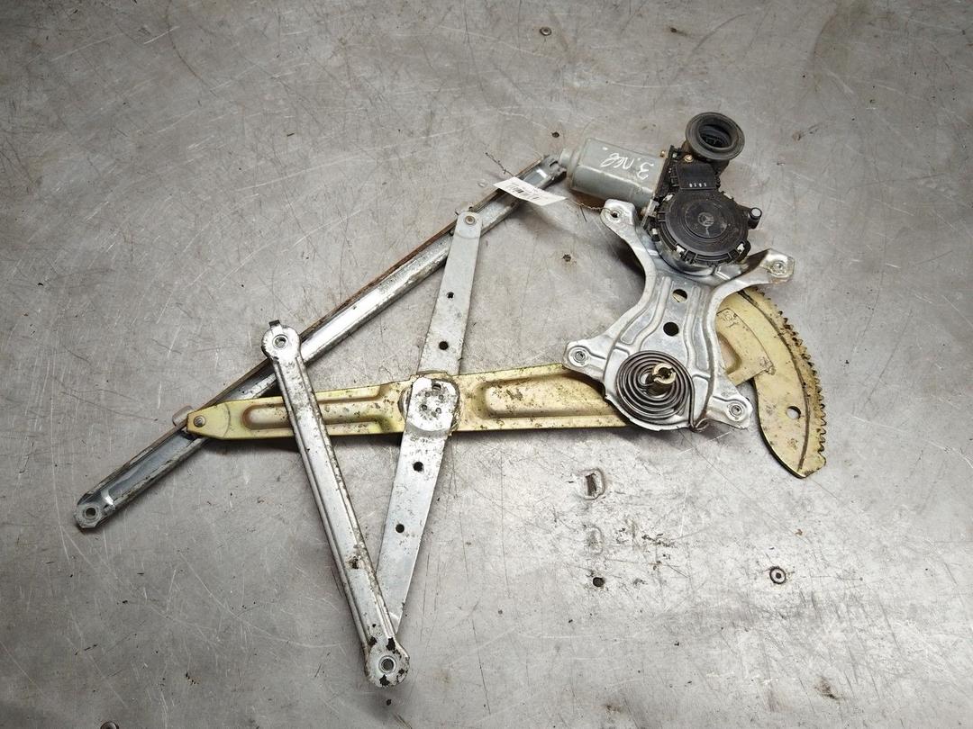 Стеклоподъемник электрический задний левый H81XTL Toyota Avensis Verso - Фото 1