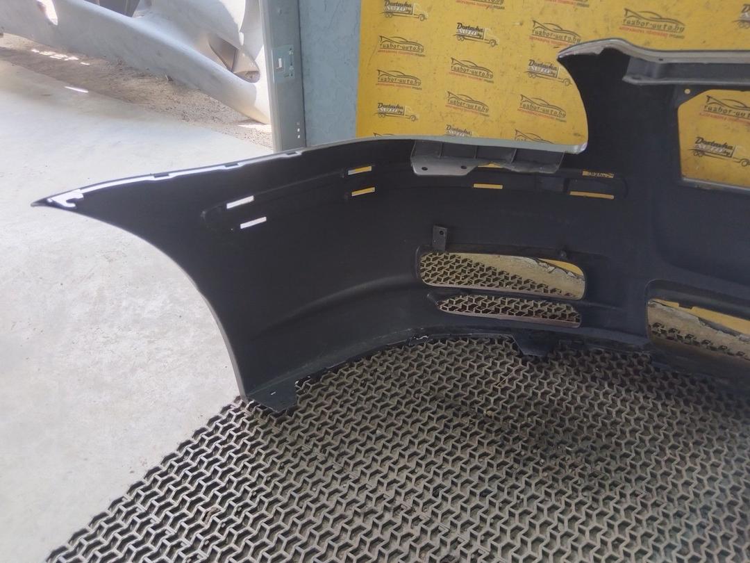 Бампер передний E5WJ42 Toyota Avensis undefined