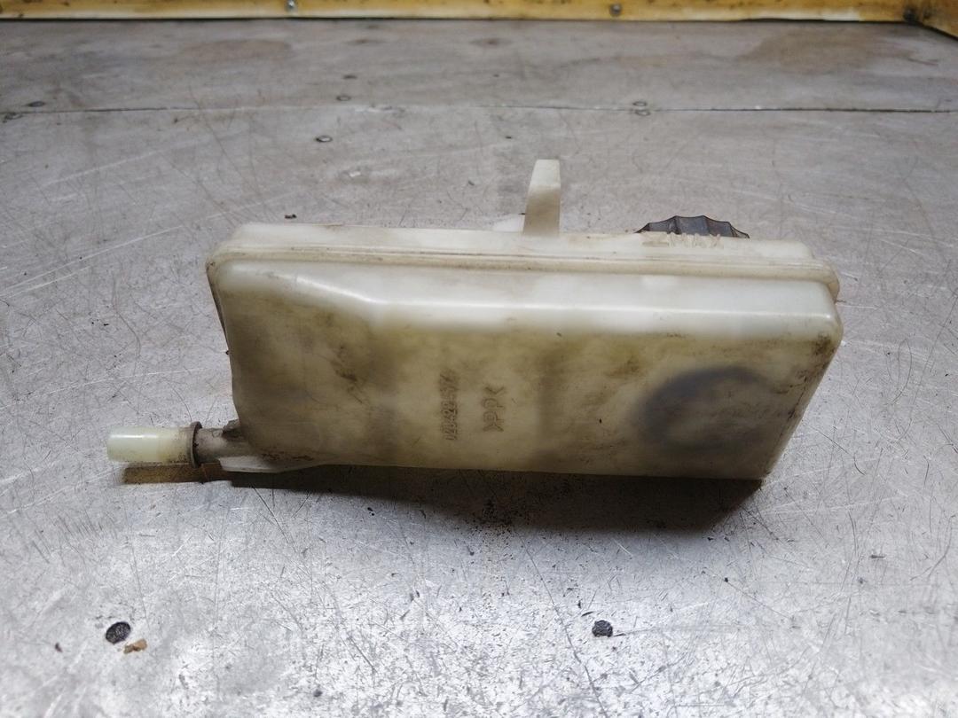 Бачок тормозной жидкости 4FY8UC Peugeot 307 - Фото 2