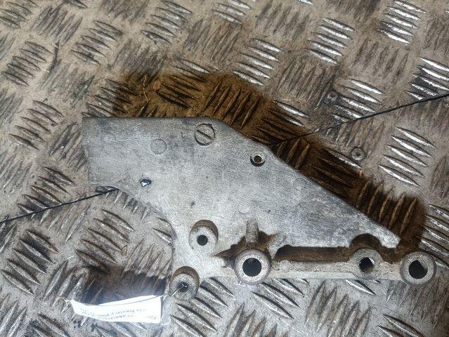 Кронштейн двигателя VAX4F6 Mazda Premacy