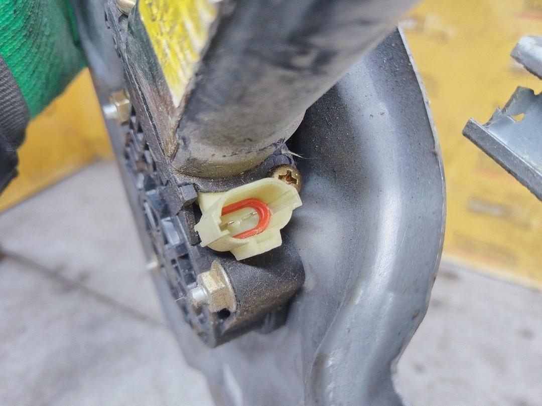 Стеклоподъемник электрический задний левый K25QRW Hyundai Trajet купить на авторазборке