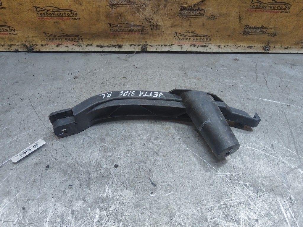 Кронштейн крепления бампера переднего U02Q7U Volkswagen Jetta - Фото 1