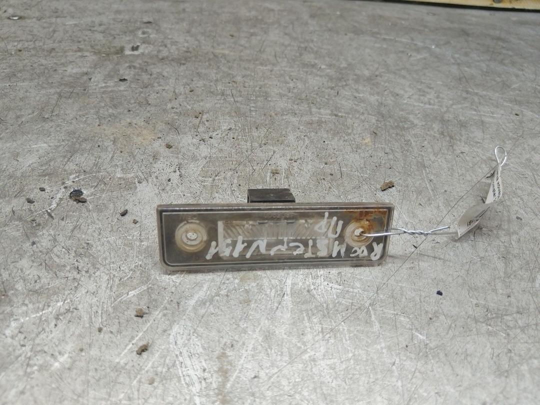 Подсветка номера 1ZV302 Skoda Roomster