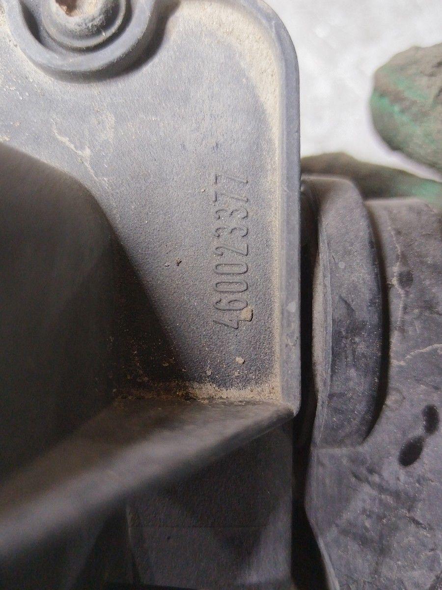 Корпус воздушного фильтра L3I3M5 Opel Zafira - Фото 7