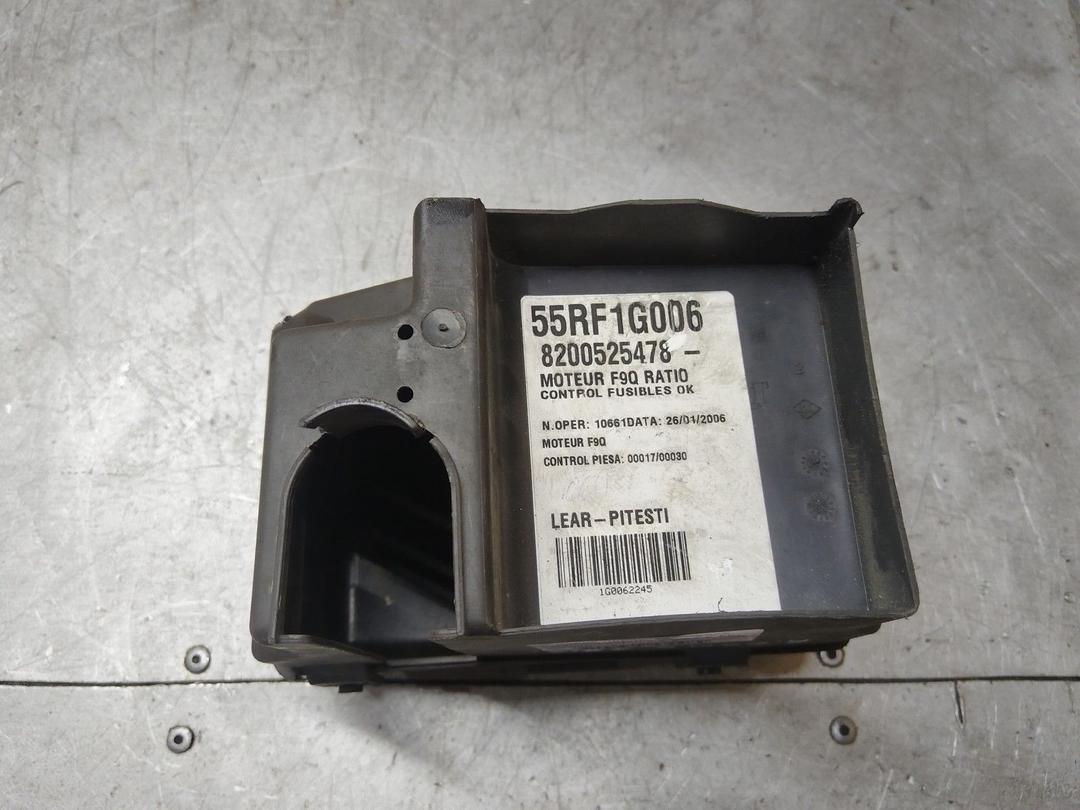 Короб предохранителей FVIC42 Renault Espace купить в магазине запчастей бу