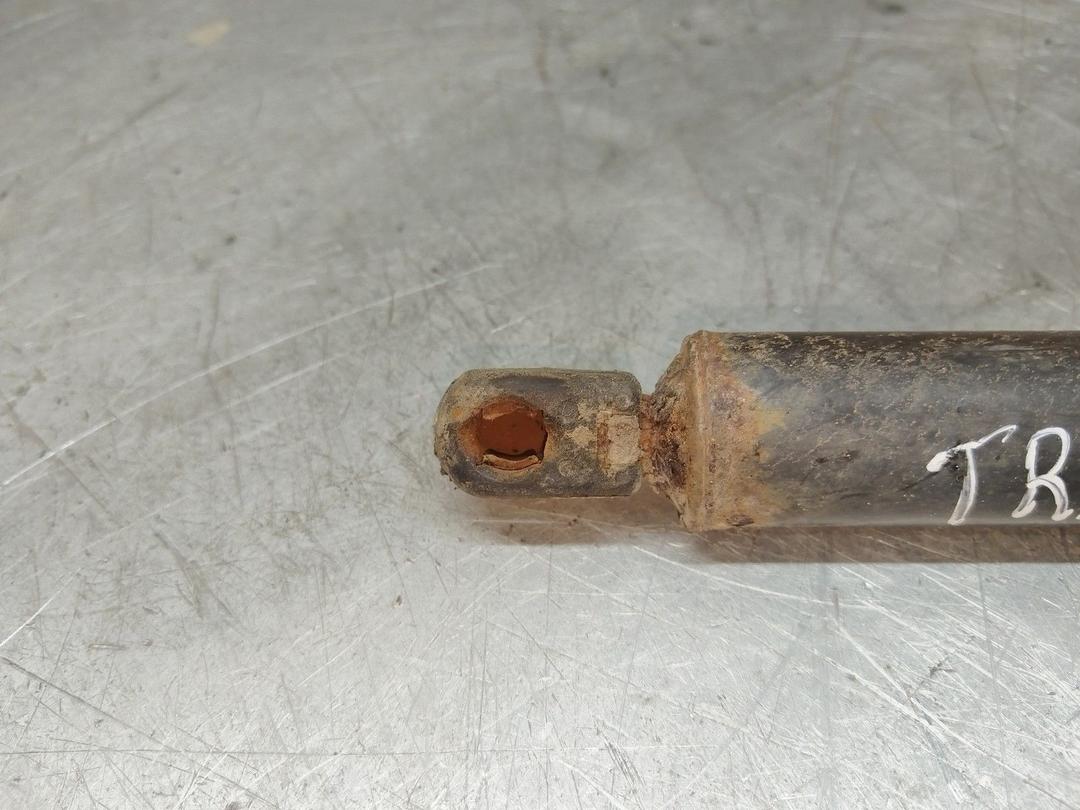 Амортизатор крышки багажника (3-5 двери) O003WW Hyundai Trajet купить с доставкой