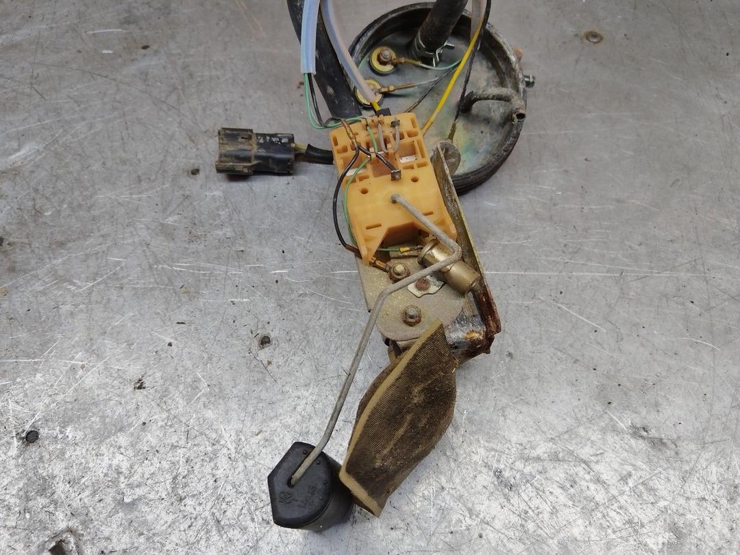 Колба в бак EHL7I0 Hyundai Lantra - Фото 5