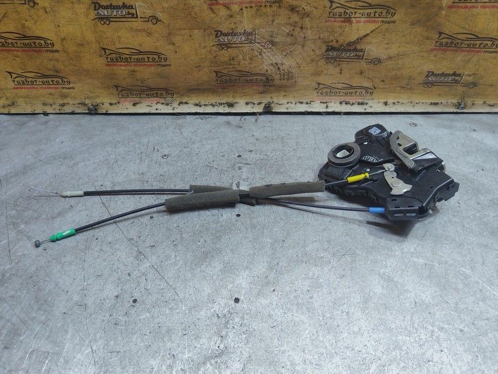 Замок двери передней правой Q2U5F2 Toyota Corolla Verso - Фото 2