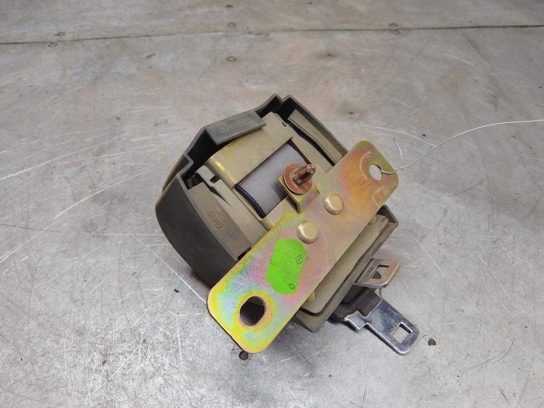 Ремень безопасности задний центральный 402PO4 Renault Scenic - Фото 2