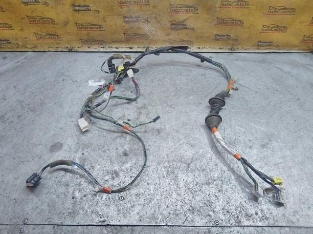 Проводка двери передней правой F3FO45 Toyota Yaris - Фото 4