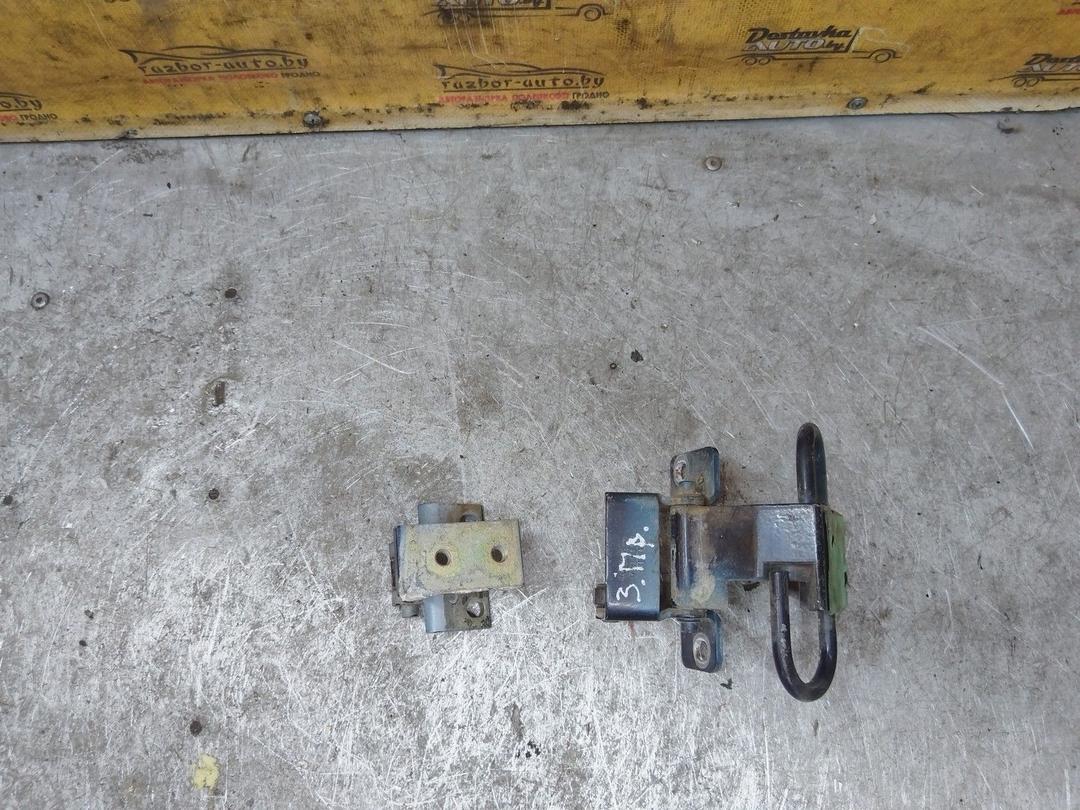 Петля двери задней правой 9UEXBC Audi A6 купить в магазине запчастей бу