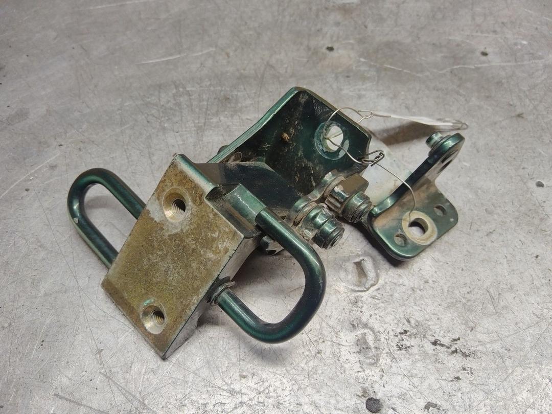 Петля двери задней правой 71FUFQ Volkswagen Passat