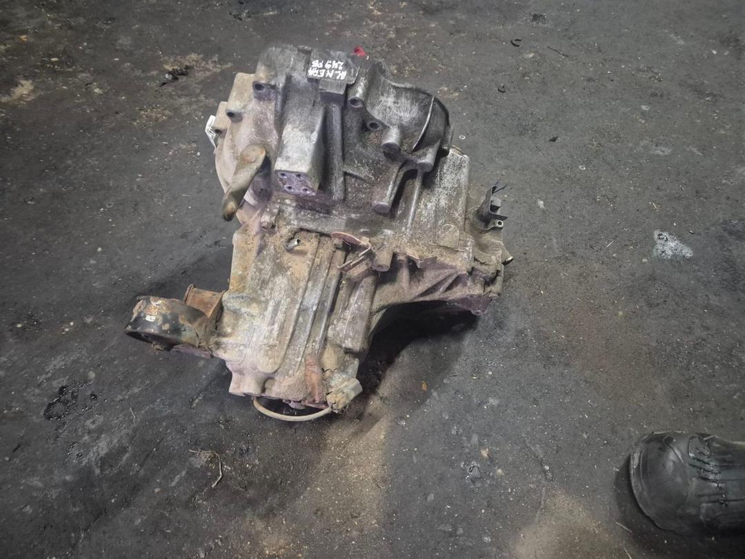 КПП механическая (МКПП) 5-ступенчатая D4W7SG Nissan Almera купить