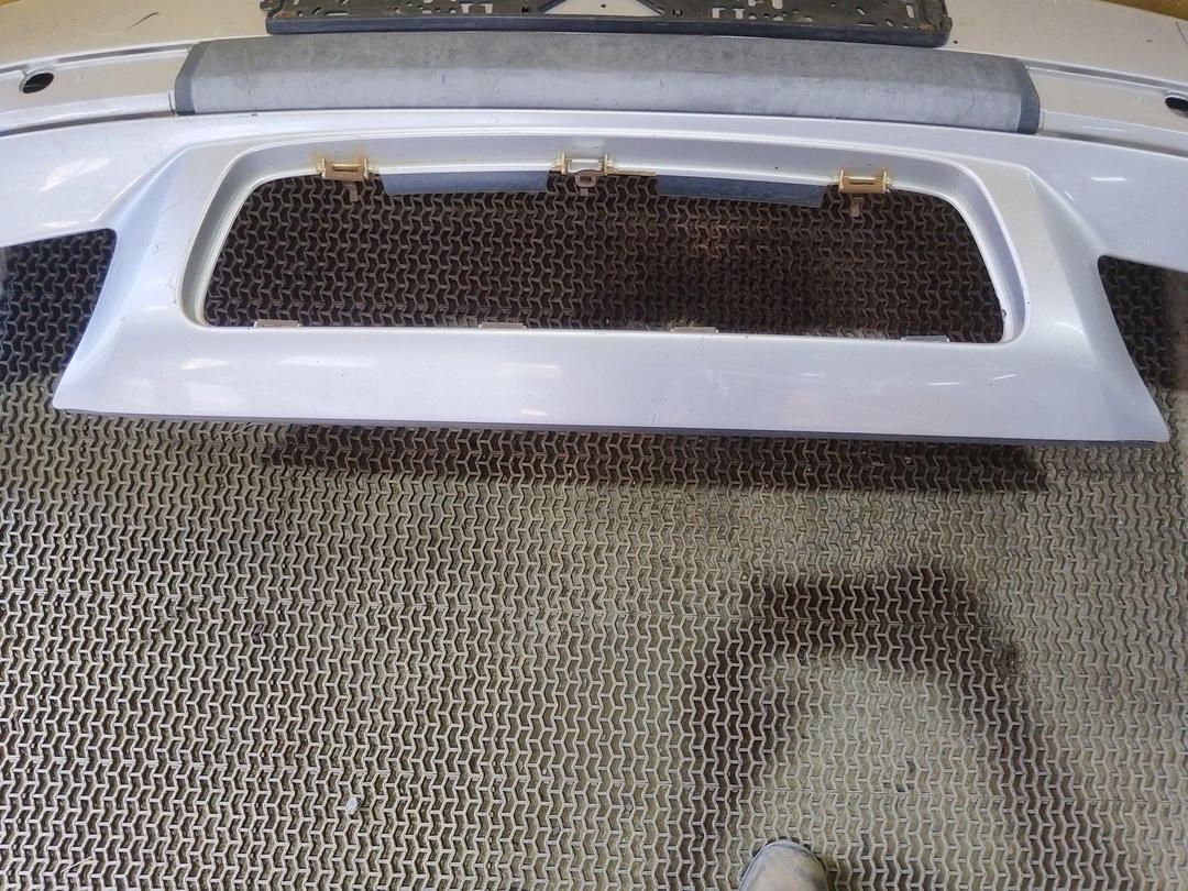 Бампер передний AT8ZWF Volvo V70 undefined