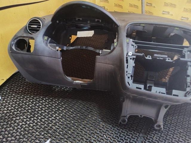 Панель передняя салона (торпедо) EOQ5NA Seat Altea - Фото 3