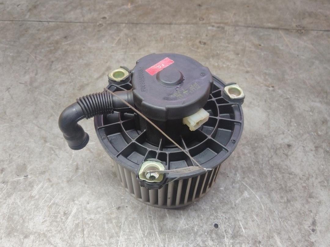 Моторчик печки E182AQ Hyundai Matrix купить