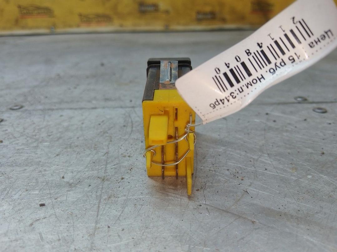 Кнопка противотуманных фар DIL4OY Audi A4 - Фото 2