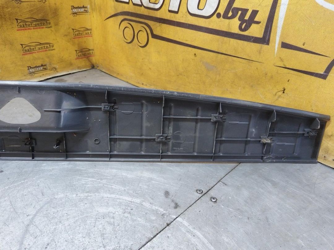 Накладка замка багажника 7GDH2C Seat Alhambra купить с доставкой