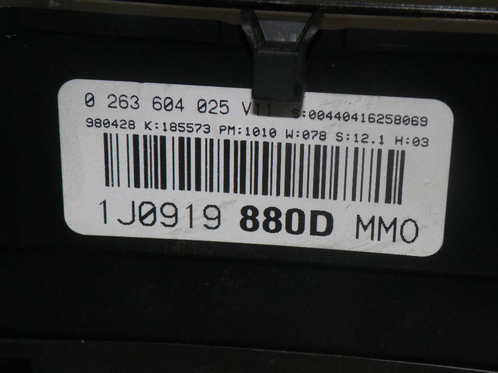 Щиток приборов (приборная панель) O4EXL0 Volkswagen Golf - Фото 4