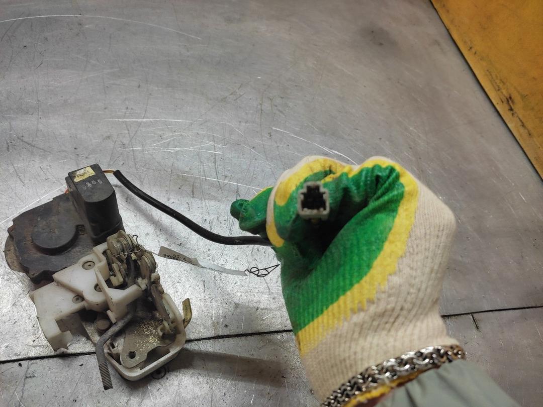 Замок двери задней левой 1AQ3MN Rover 400 - Фото 2