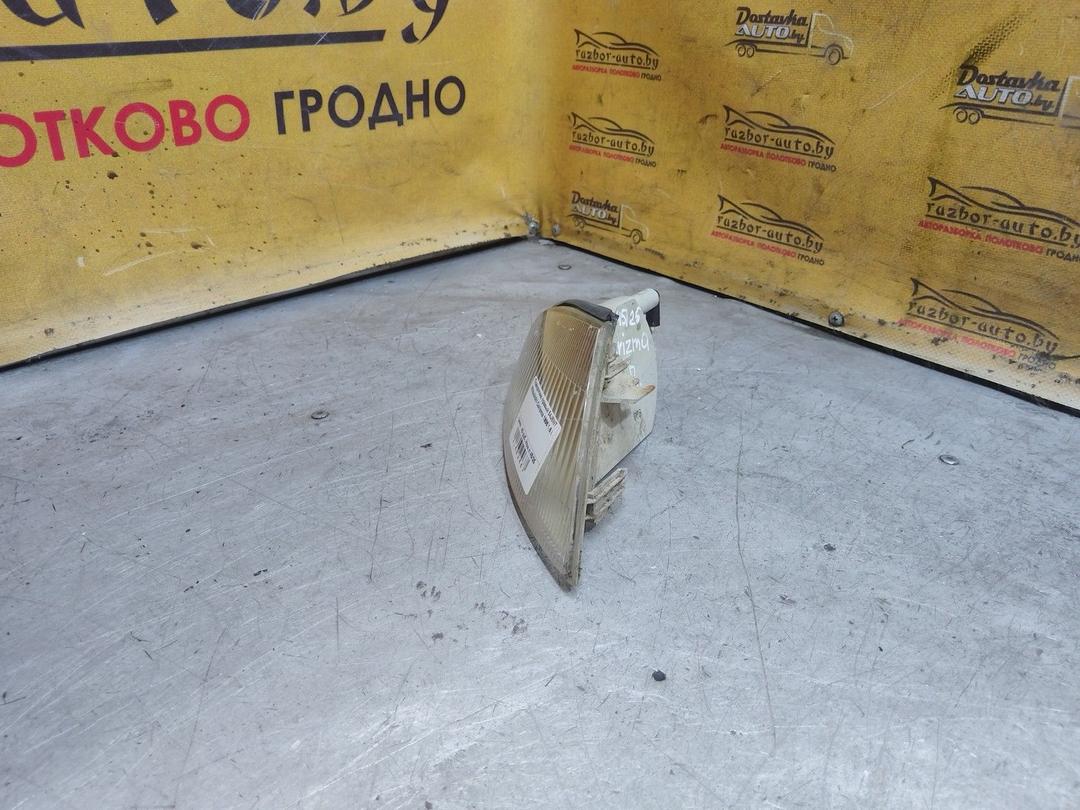 Поворотник правый 54J8W7 Mitsubishi Carisma купить в магазине запчастей бу