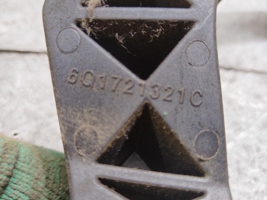 Педаль сцепления 6J5TK1 Skoda Fabia купить с доставкой