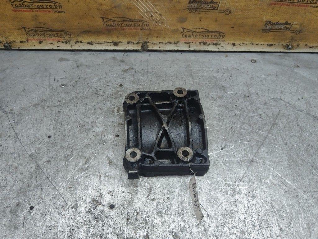 Кронштейн компрессора кондиционера YVYWF7 Honda FR-V - Фото 3