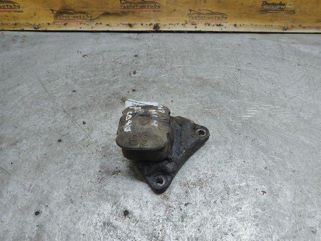 Кронштейн двигателя XYFOQ8 Audi A8